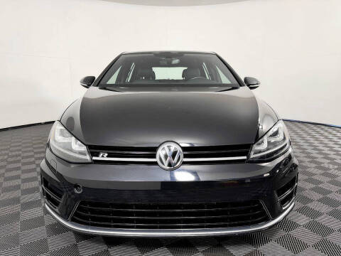 2017 Volkswagen Golf R 4Motion