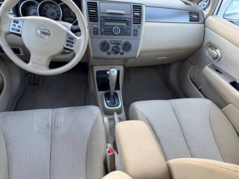 2008 Nissan Versa 1.8 SL