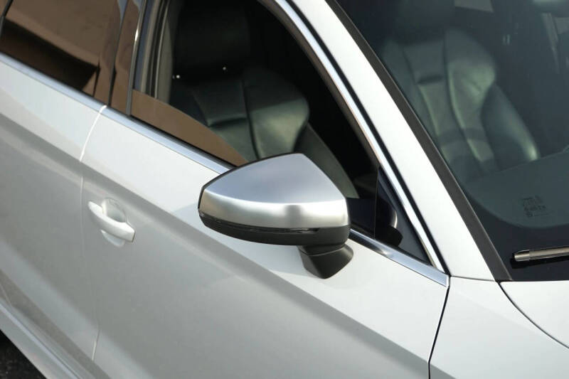 2015 Audi S3 2.0T quattro Prestige