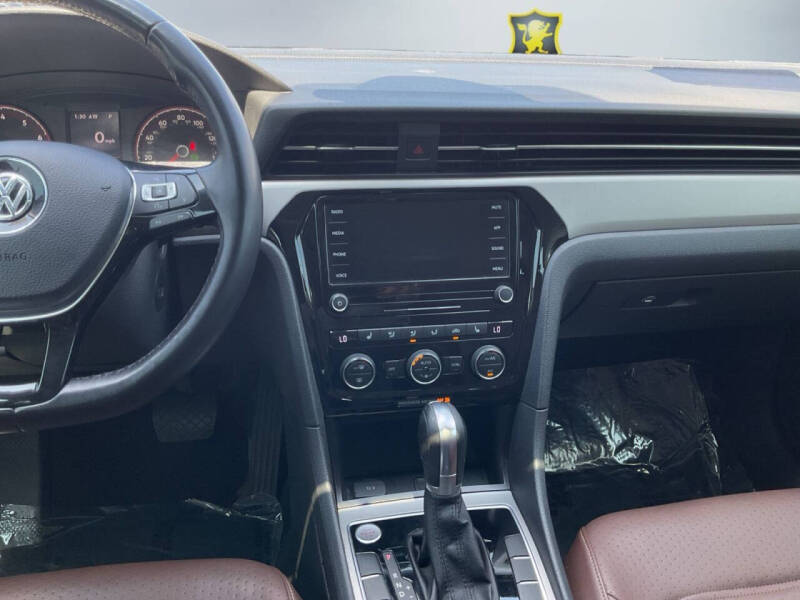 2020 Volkswagen Passat SE