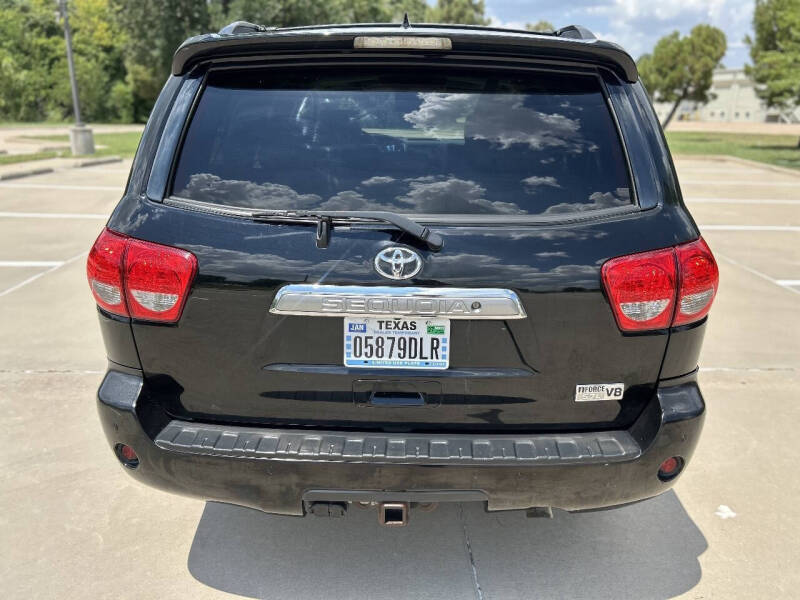 2016 Toyota Sequoia Platinum