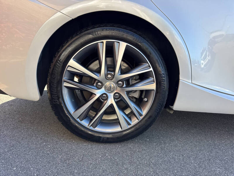 2019 Lexus IS 300