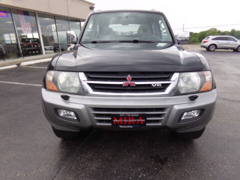 2002 Mitsubishi Montero Limited