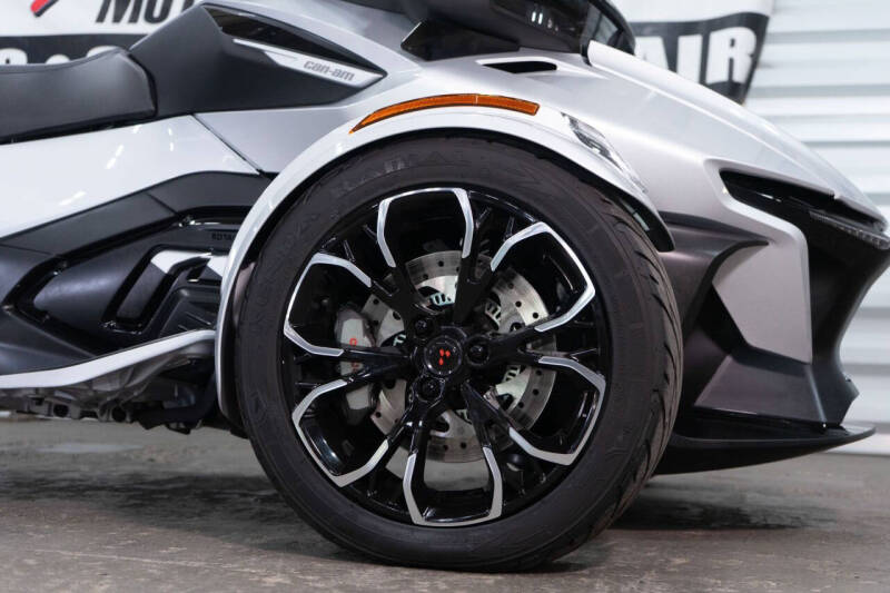 2023 Can-Am Spyder RT Limited