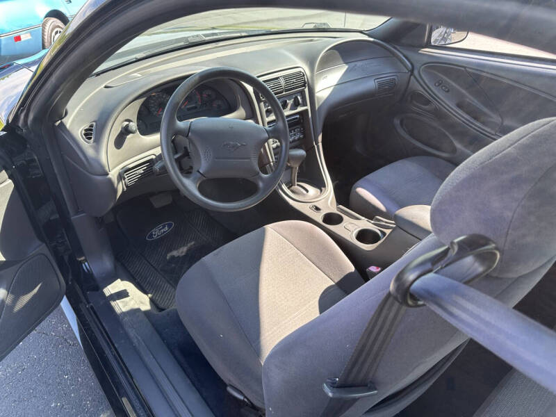 2001 Ford Mustang