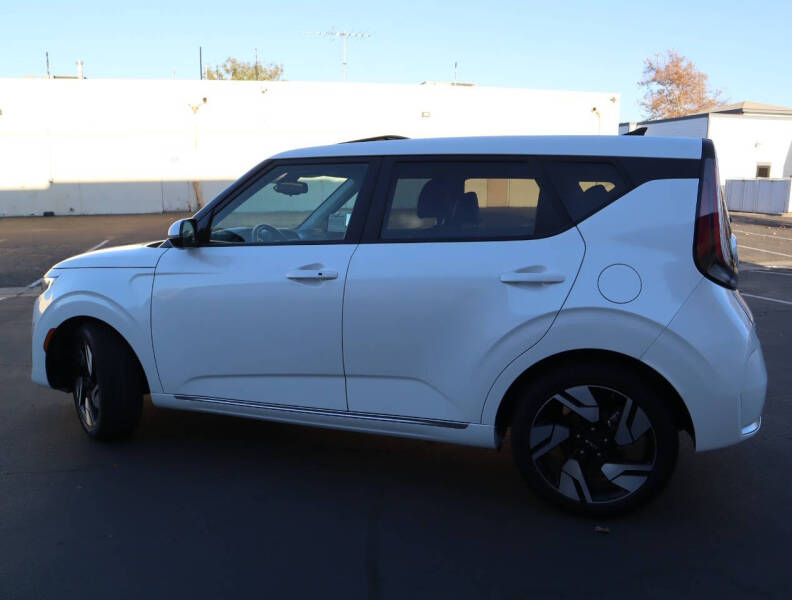 2023 Kia Soul GT-Line