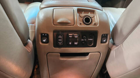 2002 GMC Yukon XL Denali