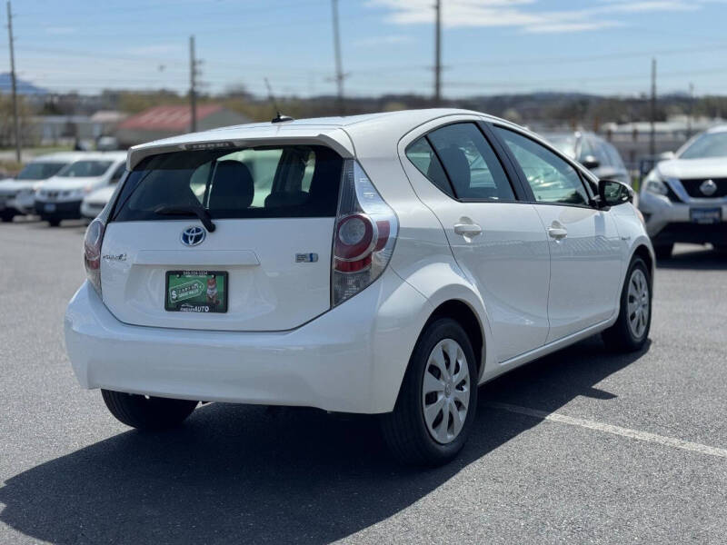 2012 Toyota Prius c Three
