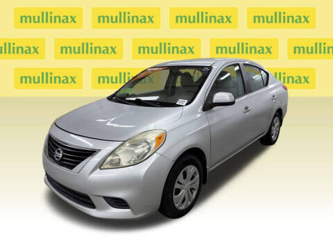 2012 Nissan Versa 1.6 SV