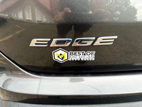 2020 Ford Edge Titanium