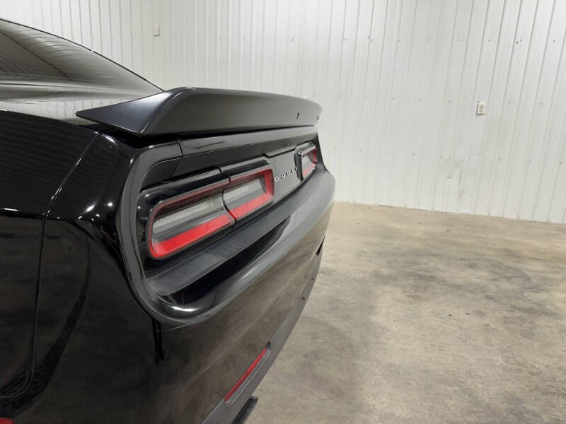 2016 Dodge Challenger SRT Hellcat