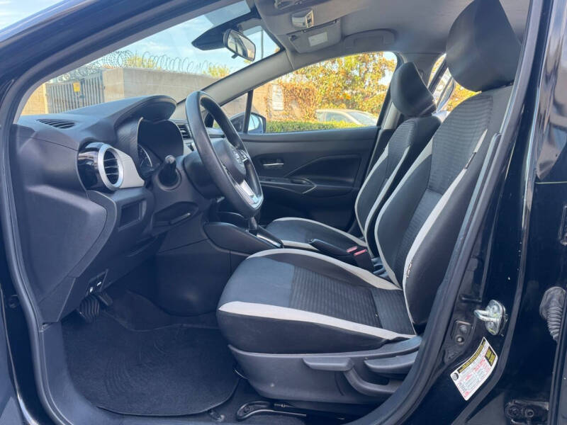 2020 Nissan Versa SV