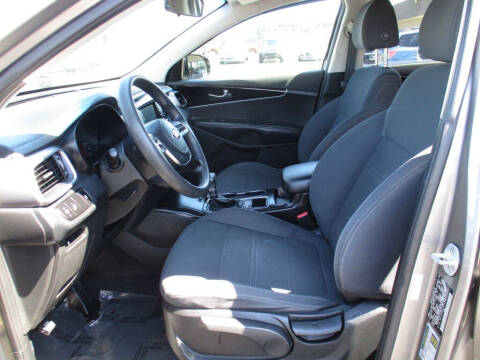 2019 Kia Sorento LX