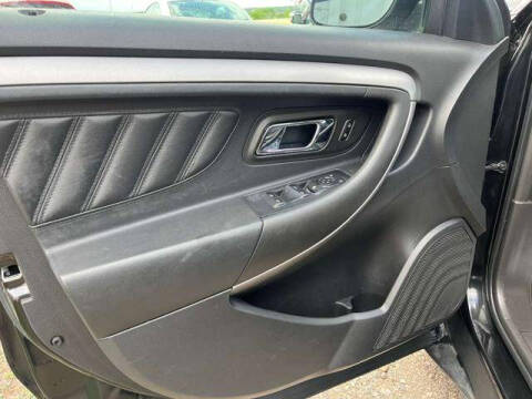 2015 Ford Taurus SEL