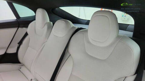 2022 Tesla Model S Plaid