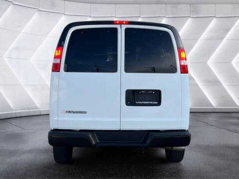 2024 Chevrolet Express 2500