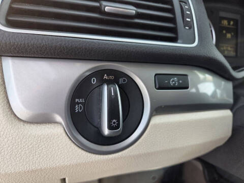 2015 Volkswagen Passat 1.8T Limited Edition