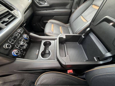 2023 GMC Yukon XL AT4