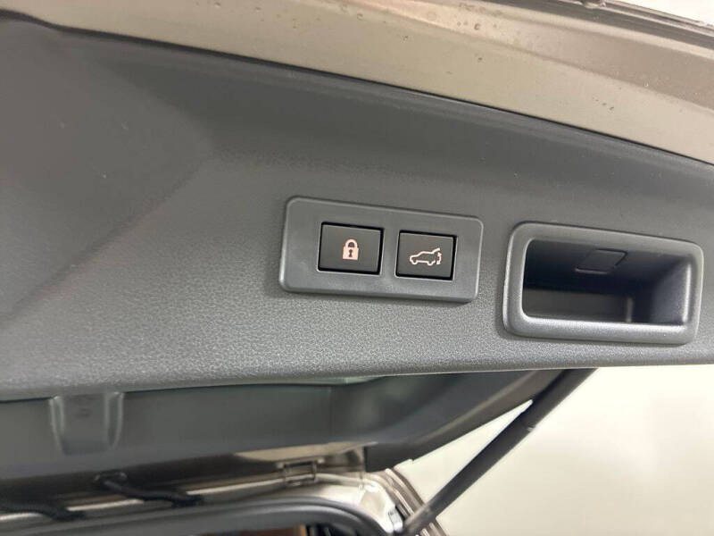 2025 Subaru Forester Touring Hybrid