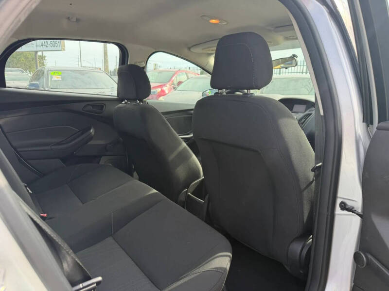 2015 Ford Focus S