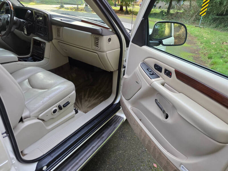 2003 Cadillac Escalade EXT