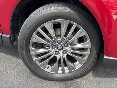 2024 Toyota Venza XLE