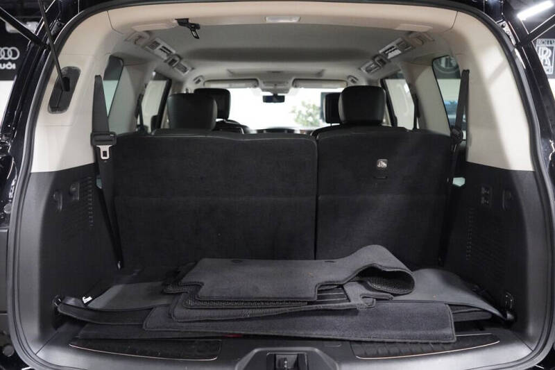 2020 Nissan Armada SV