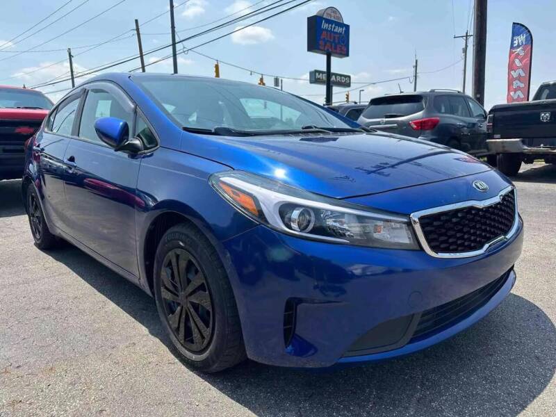 2018 Kia Forte for sale at Instant Auto Sales in Chillicothe OH