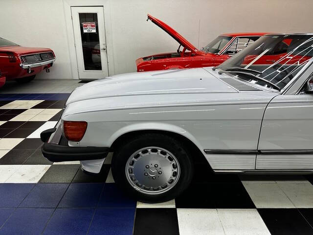 1988 Mercedes-Benz 560-Class 560 SL