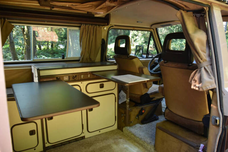 1984 Volkswagen Vanagon Camper