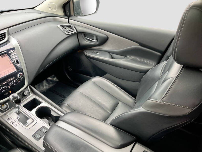 2023 Nissan Murano SL