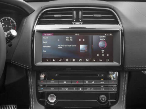 2017 Jaguar F-PACE 35t R-Sport