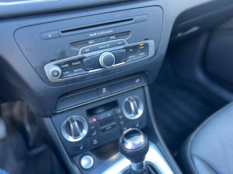 2015 Audi Q3 2.0T quattro Premium Plus