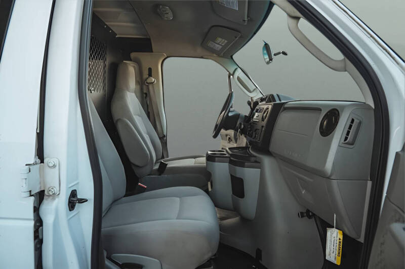 2013 Ford E-Series E-150
