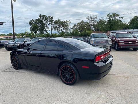 2014 Dodge Charger SE