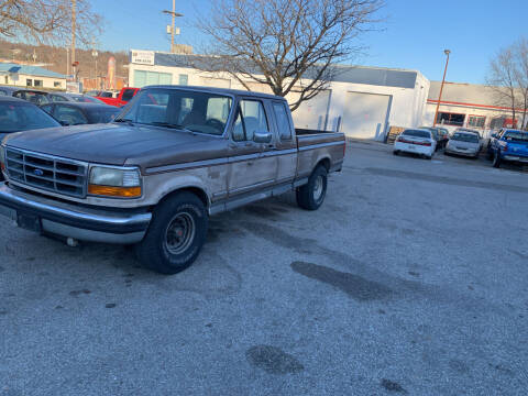 1993 Ford F-150 for sale at SPORTS & IMPORTS AUTO SALES in Omaha NE