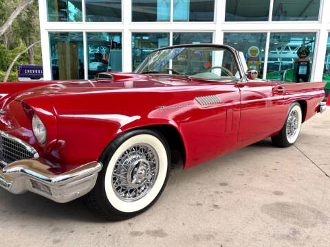 1957 Ford Thunderbird