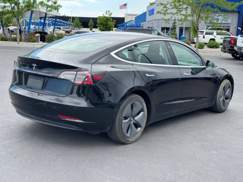 2019 Tesla Model 3 Mid Range