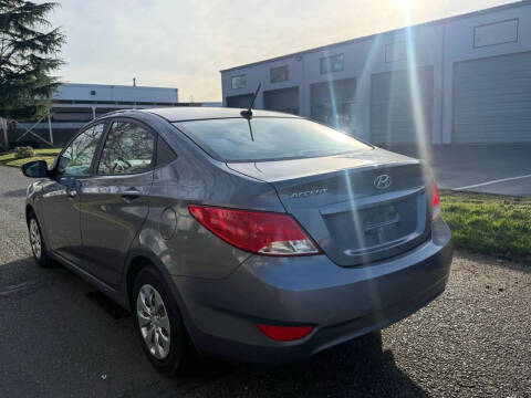 2017 Hyundai Accent