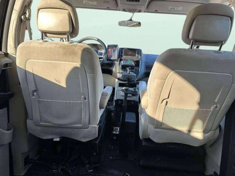 2012 Dodge Grand Caravan Crew