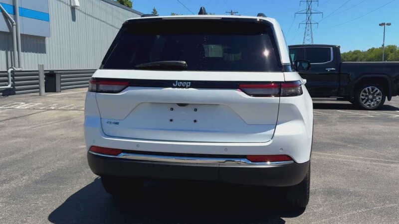 2024 Jeep Grand Cherokee