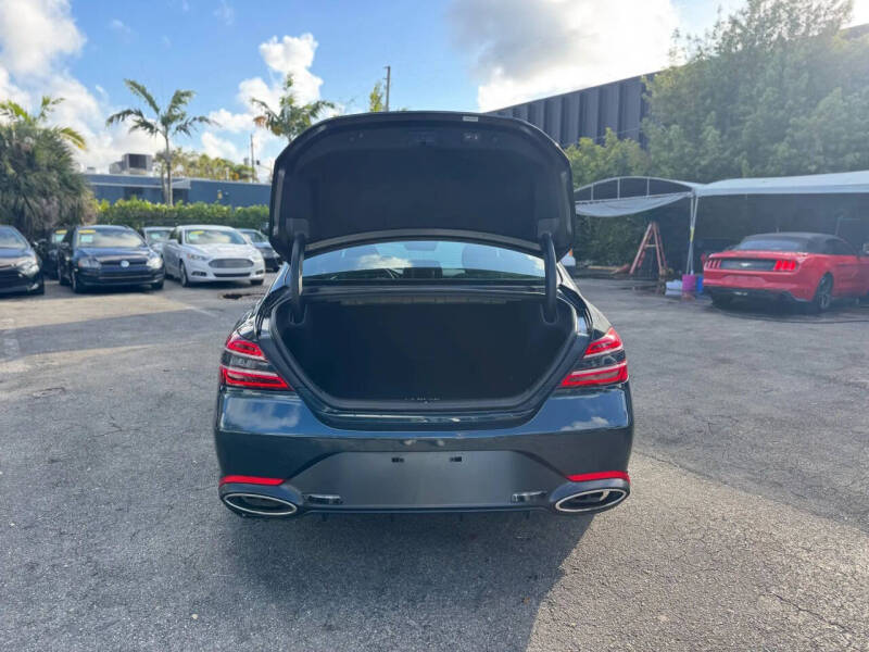 2025 Genesis G70