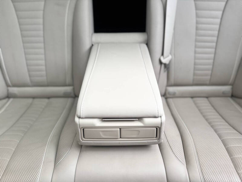 2015 Mercedes-Benz S-Class S 550