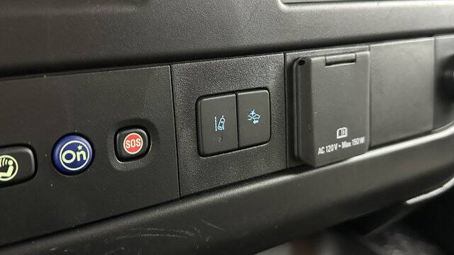 2024 Chevrolet Express LT 3500