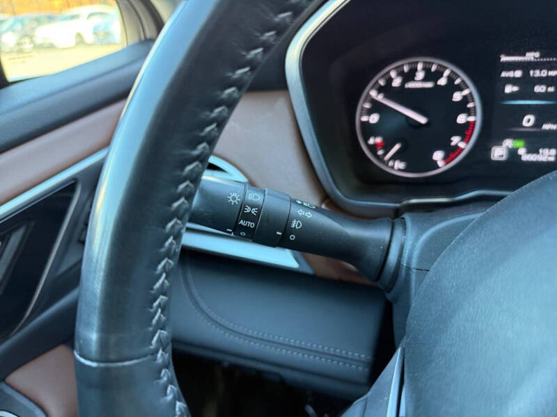 2022 Subaru Outback Touring