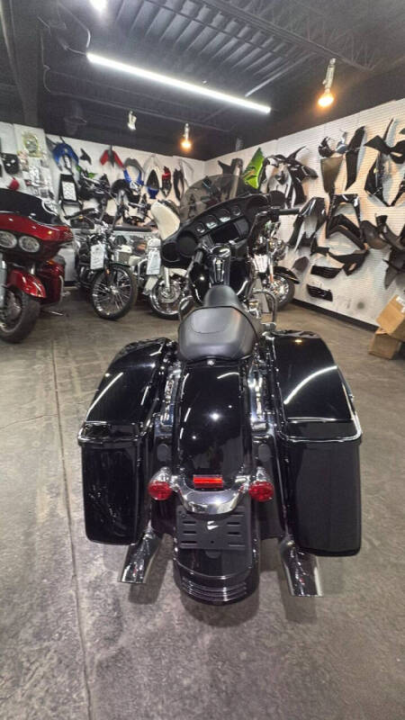 2021 Harley-Davidson Street Glide