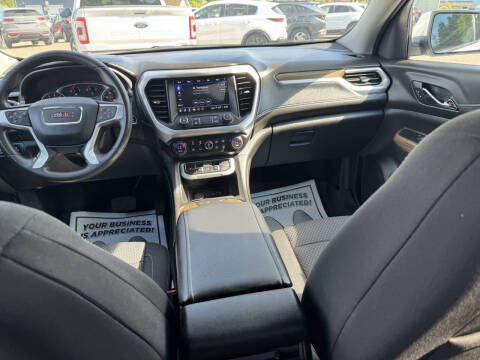 2022 GMC Acadia SLE