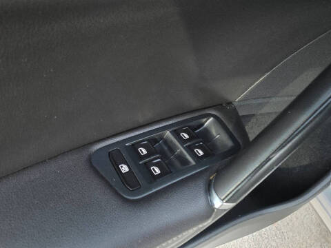 2015 Volkswagen Golf TSI S