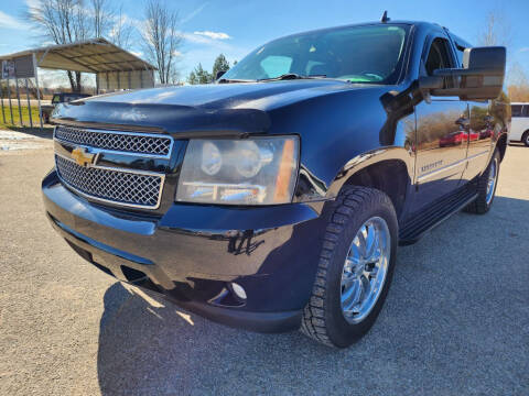 2009 Chevrolet Suburban for sale at KOCUR KREW AUTO in Gladwin MI