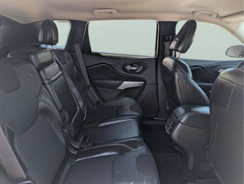 2018 Jeep Cherokee Latitude Plus